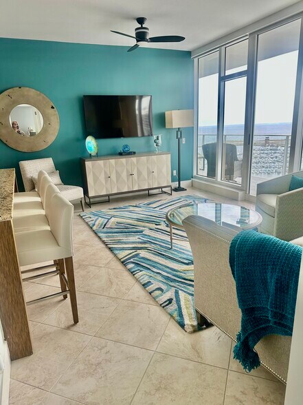 Living Room - 175 1st St S