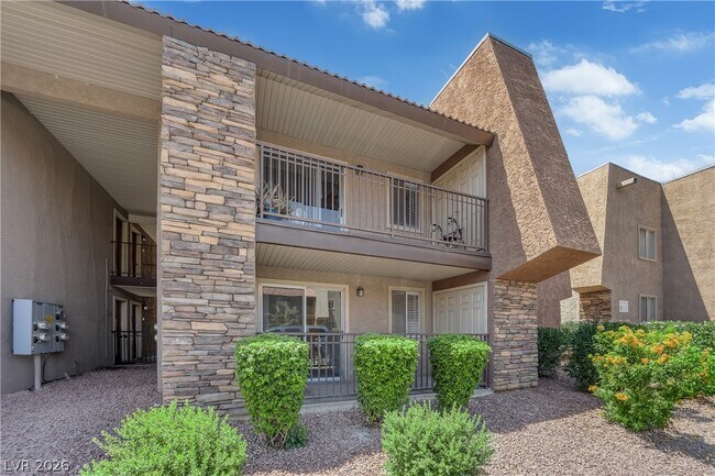 Building Photo - 5295 Indian River Dr