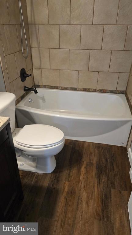 Building Photo - 214 Nottoway Dr