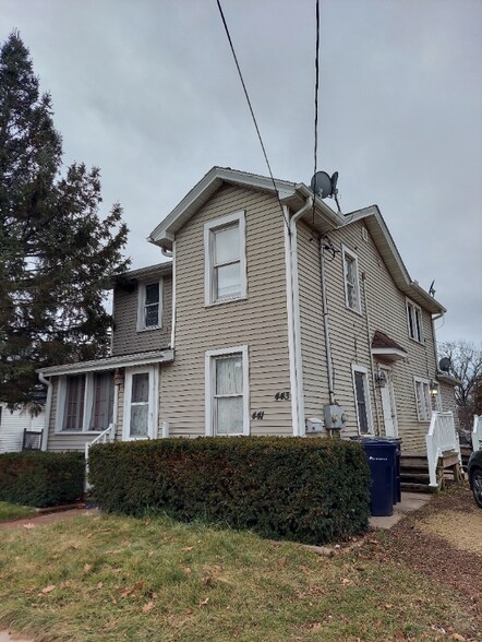 Building Photo - 443 N Pearl St