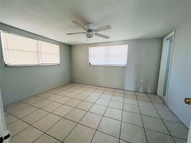 Building Photo - 7811 Embassy Blvd