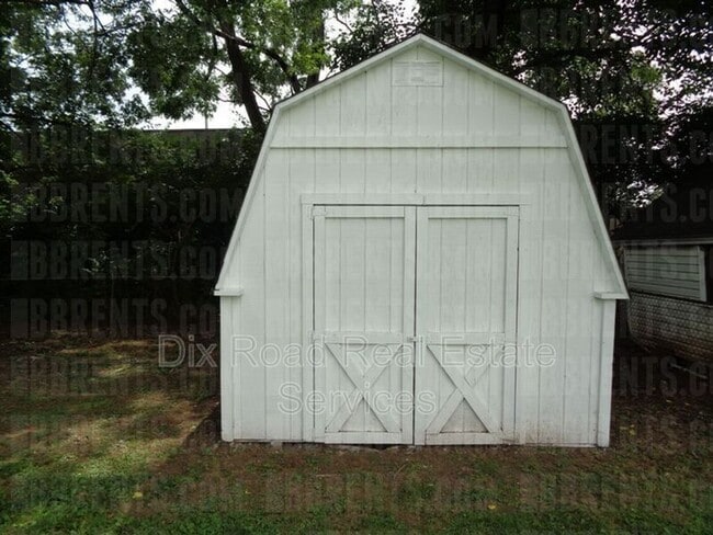 Building Photo - 1255 Hooven Ave