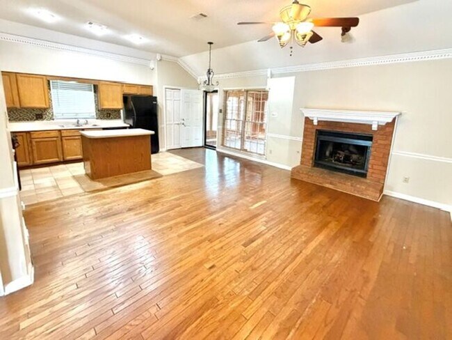Building Photo - Now Leasing A 4 Bedroom Bath Home In Cordova!