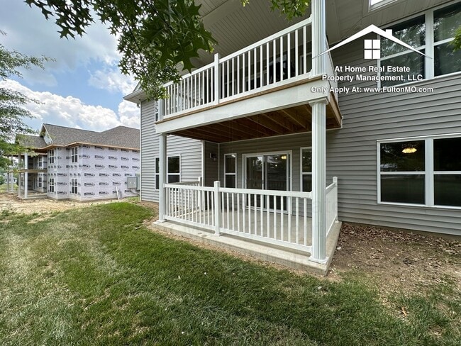 Building Photo - 2620 N Bluff St