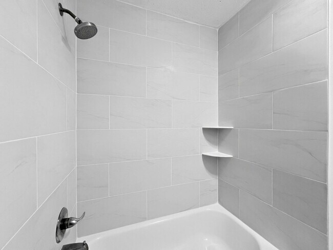 Building Photo - 1012 Fieldwood Dr