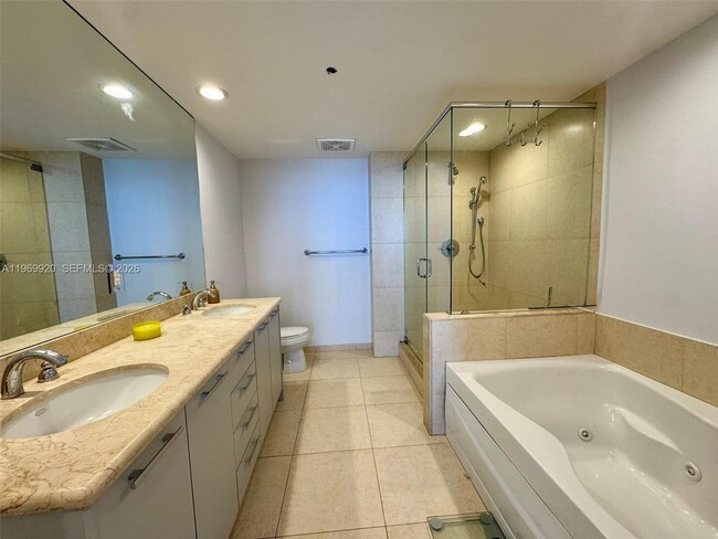 Building Photo - 50 Biscayne Blvd