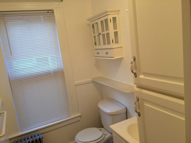 Building Photo - Liberty Building - 1 Bedroom Unit