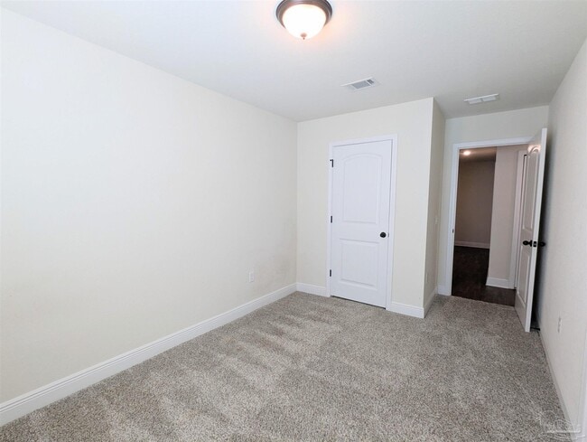Building Photo - 4385 Village Oak Ln