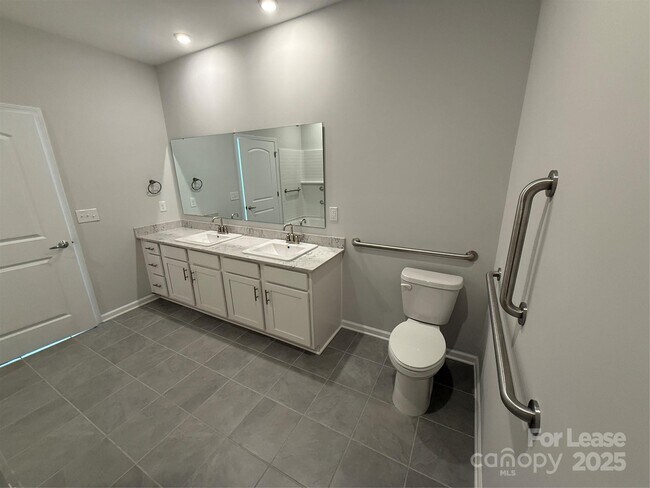 Building Photo - 4455 Reed Crk Dr
