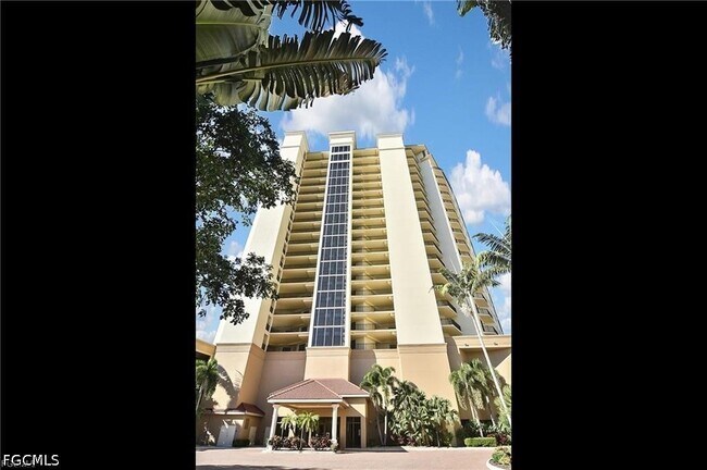 Building Photo - 14380 Riva Del Lago Dr
