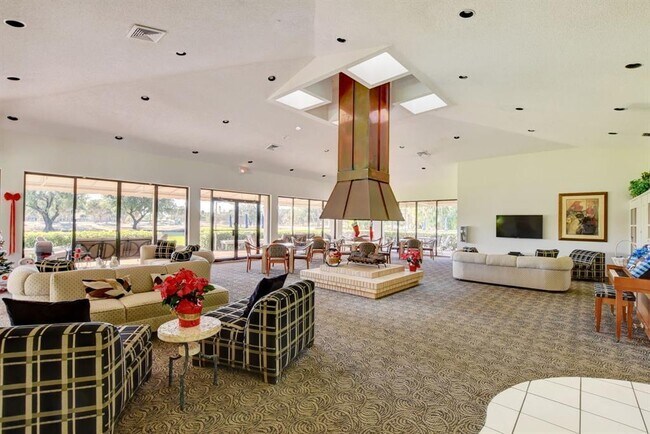 Building Photo - 6320 Boca Del Mar Dr