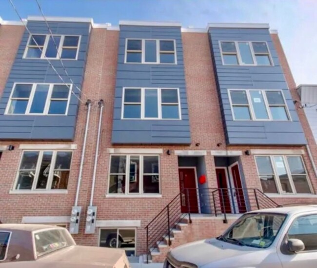 Building Photo - House For Rent In South Philadelphia/East ...