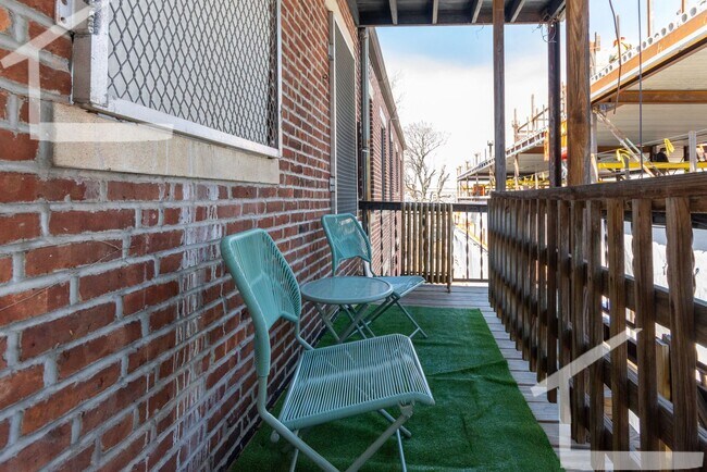 Building Photo - 27 Brighton Ave