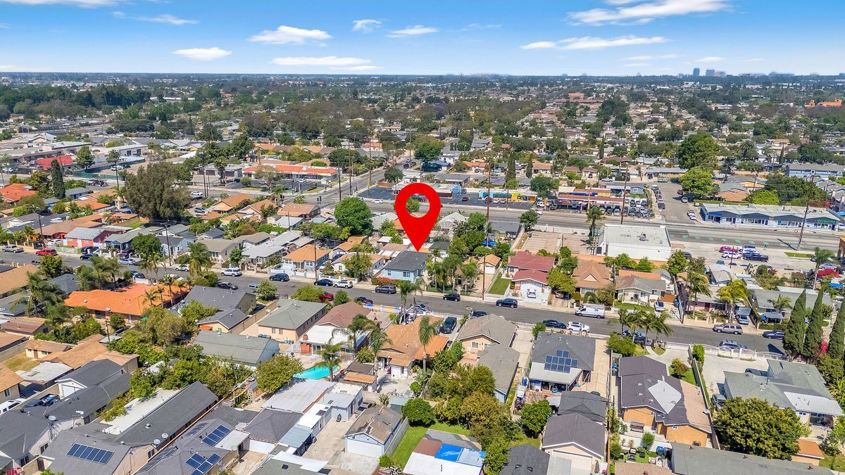 Building Photo - 2417 W Stanford St