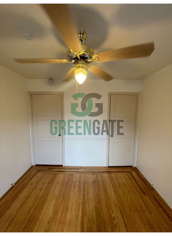 Building Photo - 3 BEDROOM 1 BATH HOME IN MODESTO!!