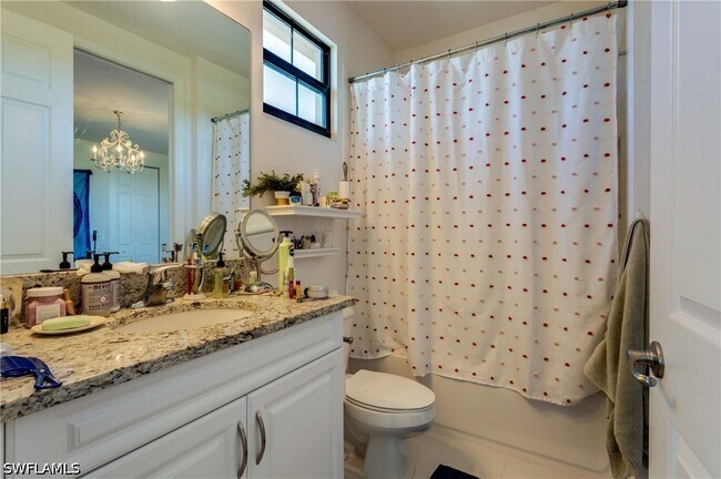 Building Photo - 13755 Luna Dr