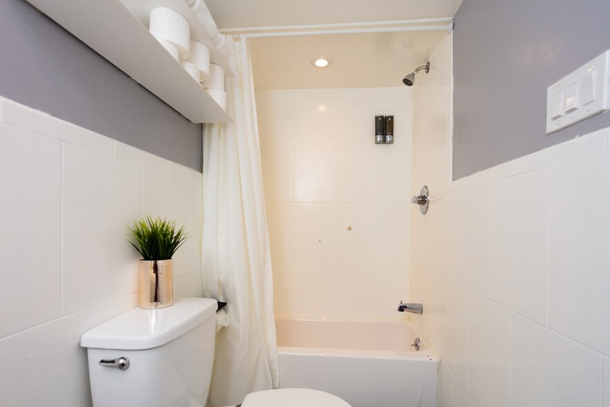 Building Photo - 509 Palisade Ave