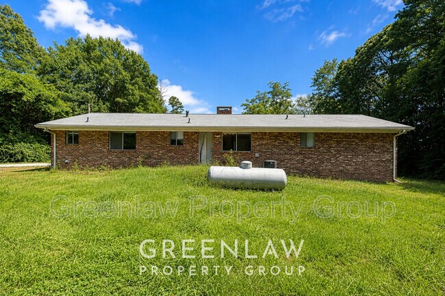 Building Photo - 3605 Flat Shoals Rd