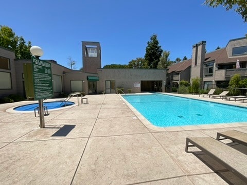 Building Photo - 46 Pelican Ln