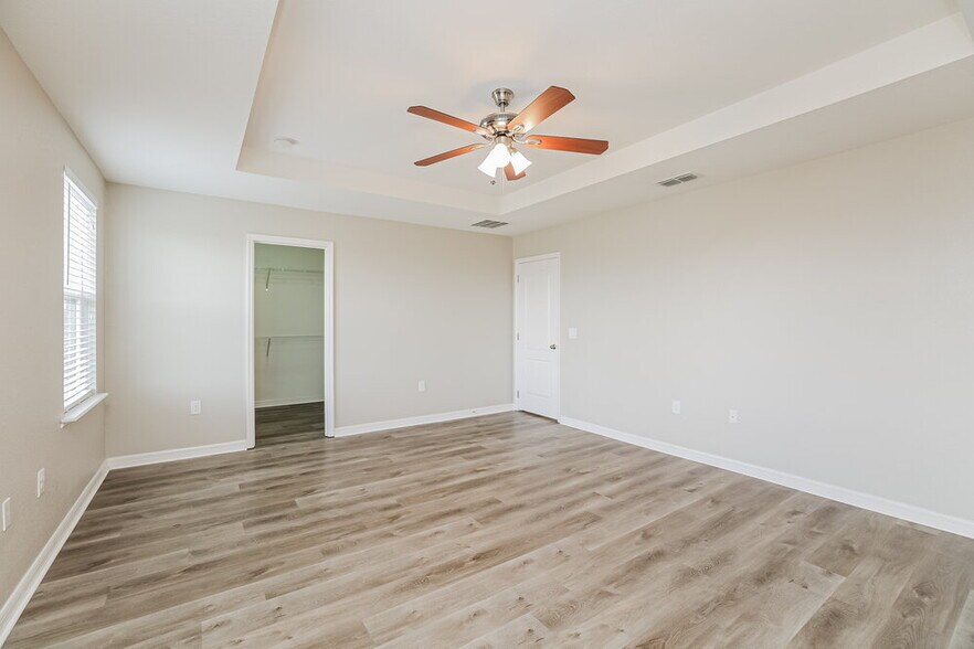 Building Photo - 1519 SW 20th Ave