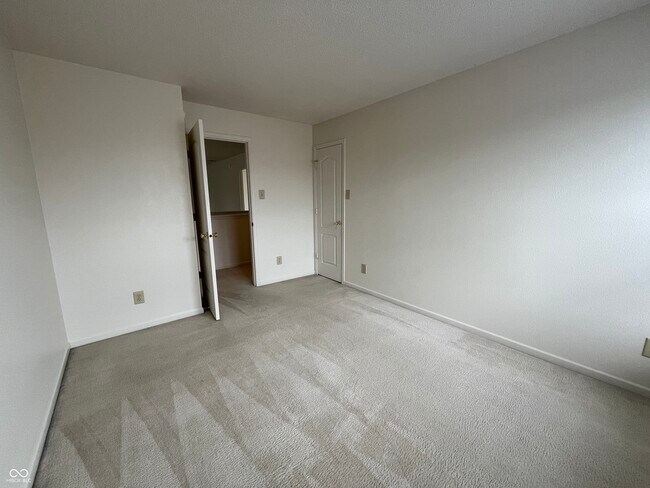 Building Photo - 6146 Big Stone Dr