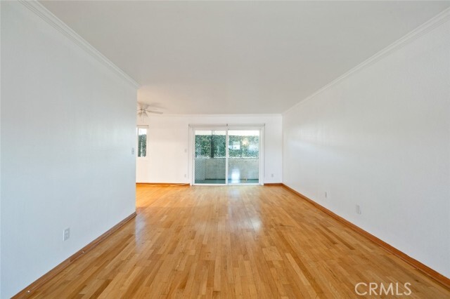 Building Photo - 5412 Lindley Ave