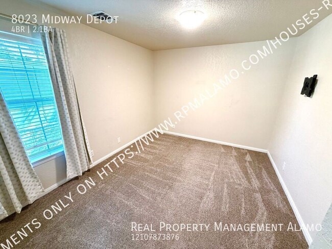 Building Photo - 8023 Midway Depot