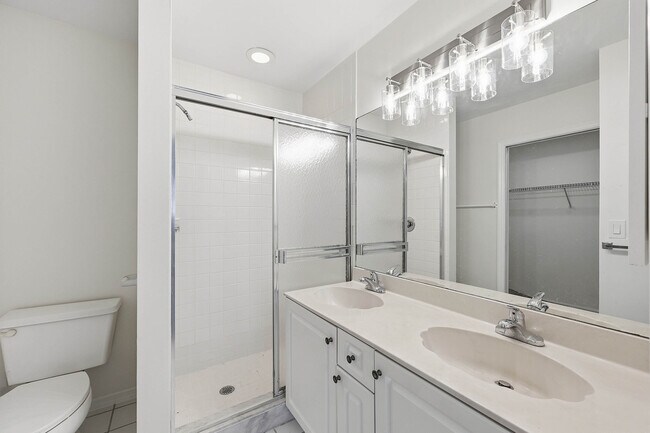 Building Photo - 138 Pebble Shores Dr