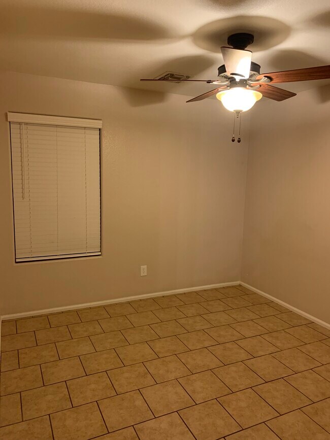 Building Photo - 42428 W Michaels Dr