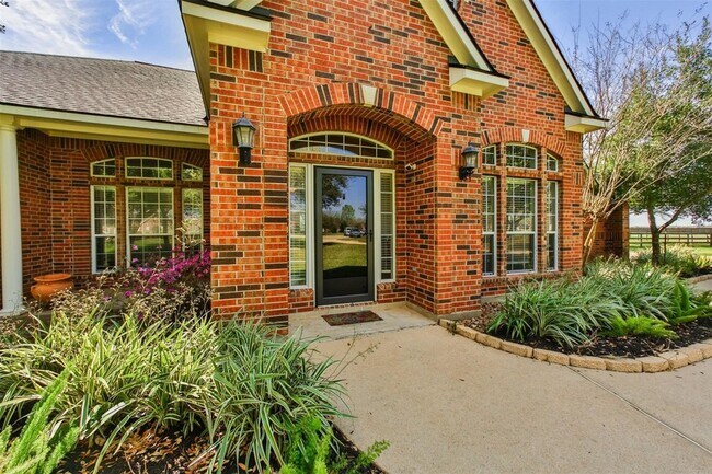 Building Photo - 4426 Thaddeus Ct