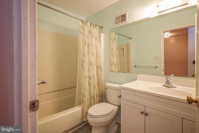 Building Photo - 3737 Capulet Terrace