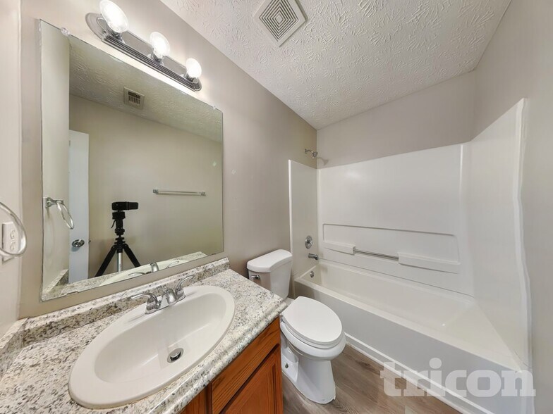 Building Photo - 3886 Ligney Creek Ct