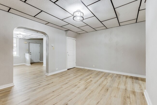 Building Photo - Brighton Heights 3 Bedroom Townhome