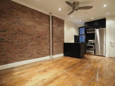 Primary Photo - 438 W 52nd St