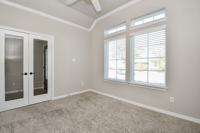 Building Photo - 18331 Pedernales Springs Dr