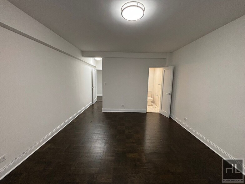 Building Photo - BEEKMAN PLACE