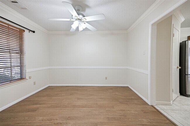 Building Photo - 2507 Foxden Dr