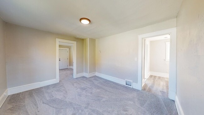 Building Photo - 7408 Dudley Ave