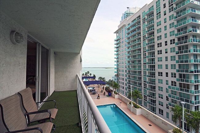 Building Photo - 1200 Brickell Bay Dr