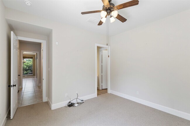 Primary Photo - 12927 Freemont Peak Ln