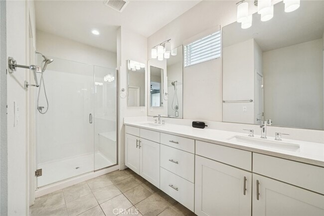 Building Photo - 121 Interval