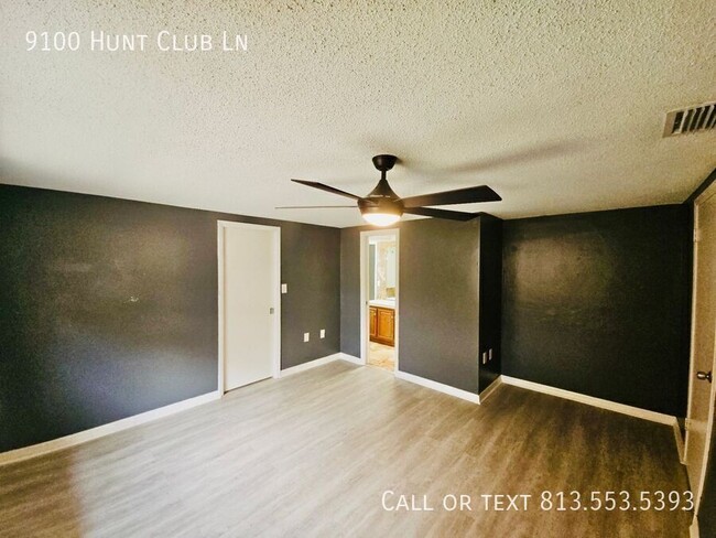 Building Photo - 9100 Hunt Club Ln