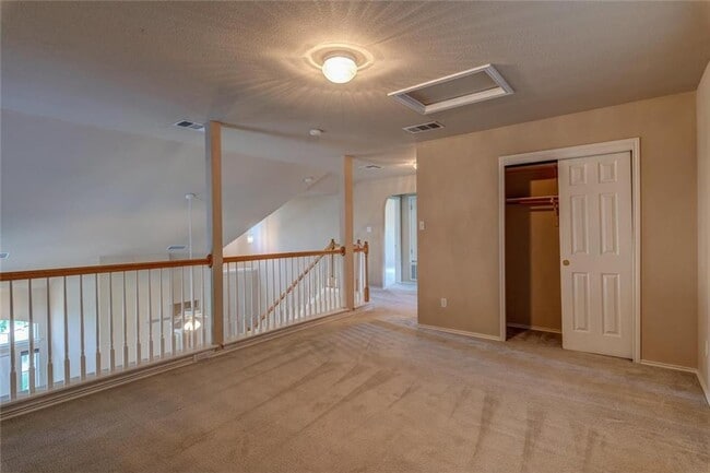 Building Photo - 10816 Pall Mall Dr