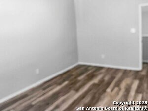 Building Photo - 525 Saddlehorn Way