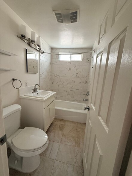 Building Photo - 149 S Spalding Dr