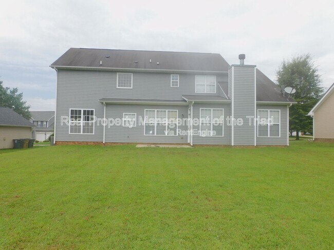 Building Photo - 4706 Ridge Fall Rd