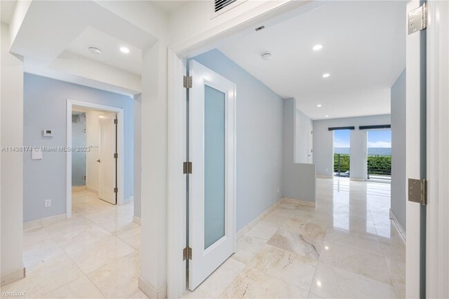 Building Photo - 5 br, 5.5 bath House - 1807 N Fort Lauderd...