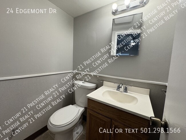 Building Photo - 24 Edgemont Dr