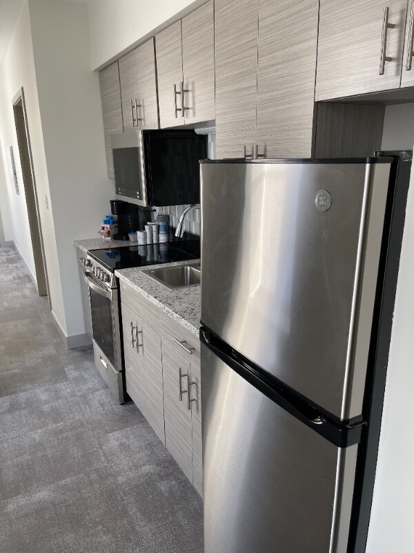 Building Photo - 1417 W9th St