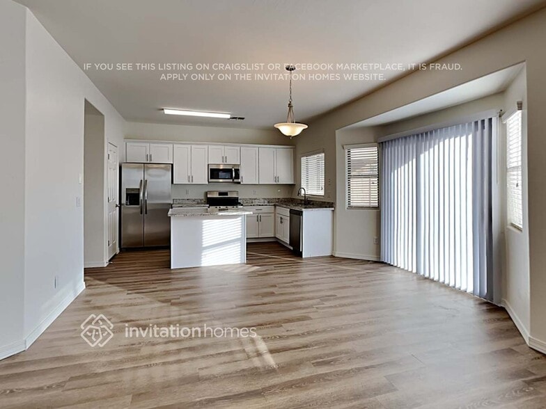 Building Photo - 5015 W Burgess Ln